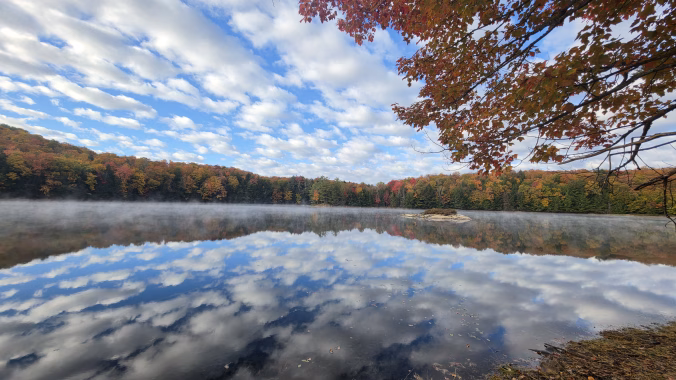 Mayflower Lake, Arrowhead Provincial Park